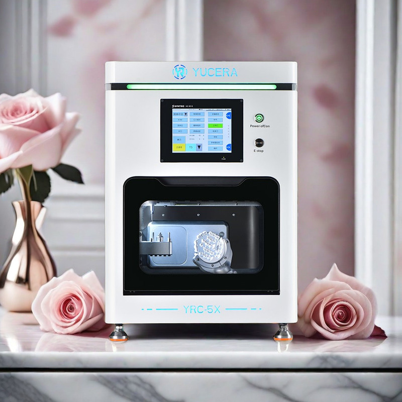 دستگاه فرز زیرکونیای مرطوب و خشک 5 محوره جدیداً عرضه شده توسط Yucera برای بلوک‌های CAD CAM دندانی