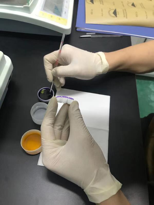 راه حل های یوکرا 18 رنگ کیت رنگ آمیزی سرامیکی زیرکونیا Natural Glow برای ایجاد لابراتوارهای دندانی