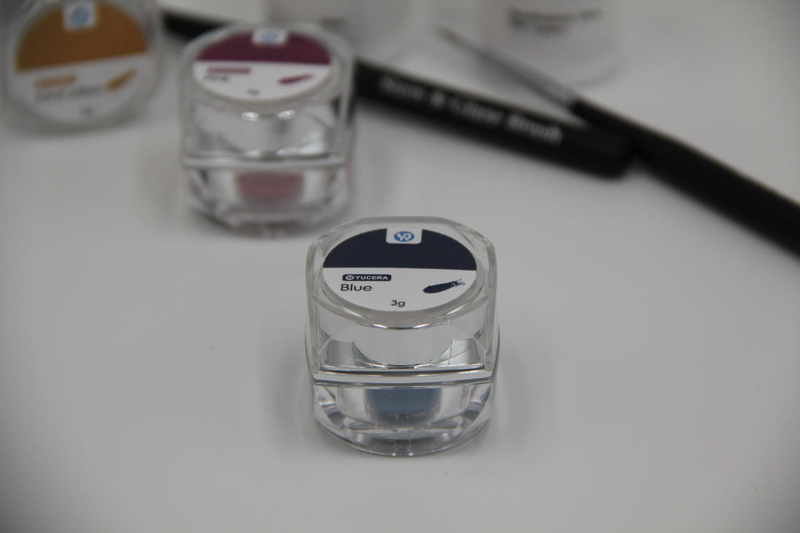 کیت رنگ‌آمیزی زیرکونیای سرامیکی 18 رنگ Yucera Unique Smile Solutions، درخشش طبیعی برای ایجاد لابراتوارهای دندانی